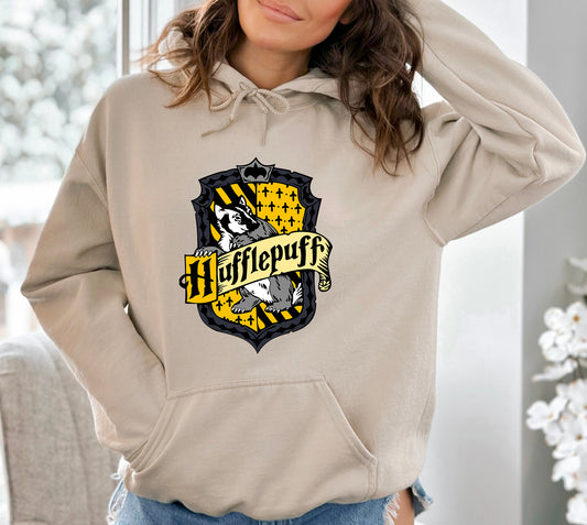 HUFFLEPUFF HOUSE - HOODIE