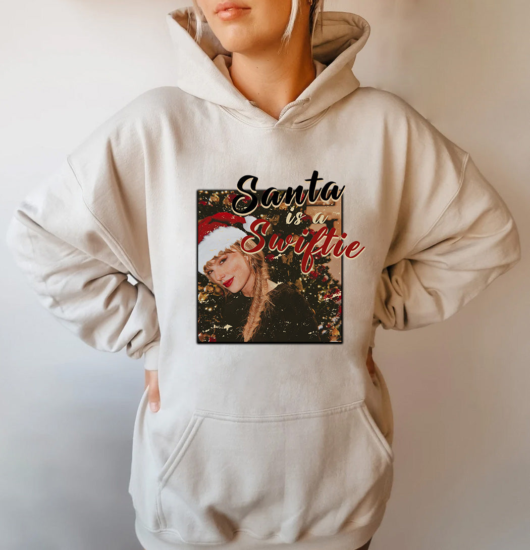 SANTA IS A SWIFTIE - HOODIE